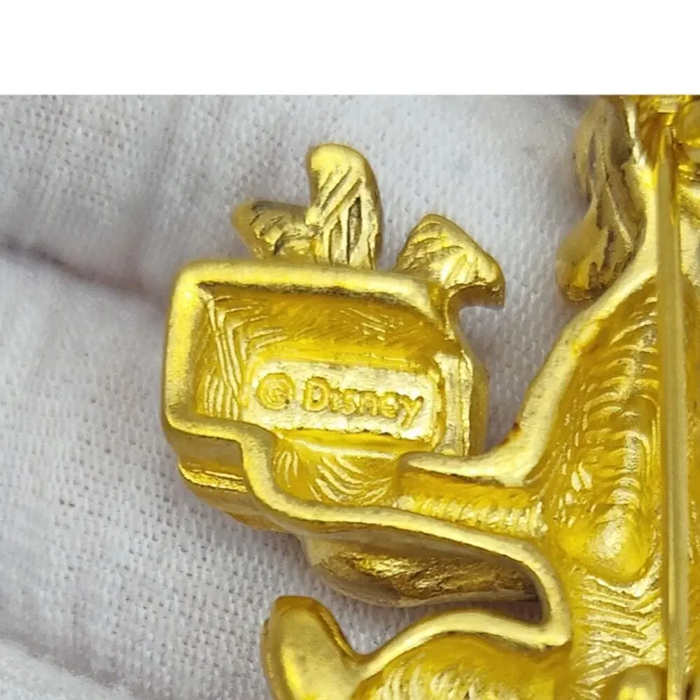 Disney Winnie the Pooh Gold-Toned Holiday Brooch